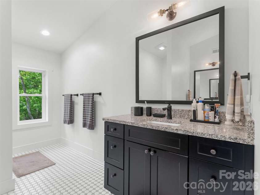 852 Marshall Ridge Road, Edneyville, NC 28792.  MLS# CAR4383517, YatesRealty ID 25313. 