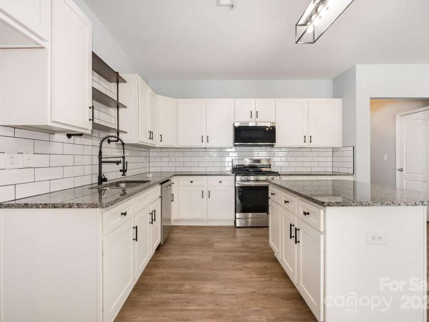 172 Briana Marie Way, Indian Trail, NC 28079.  MLS# CAR4275278, YatesRealty ID 25316. 