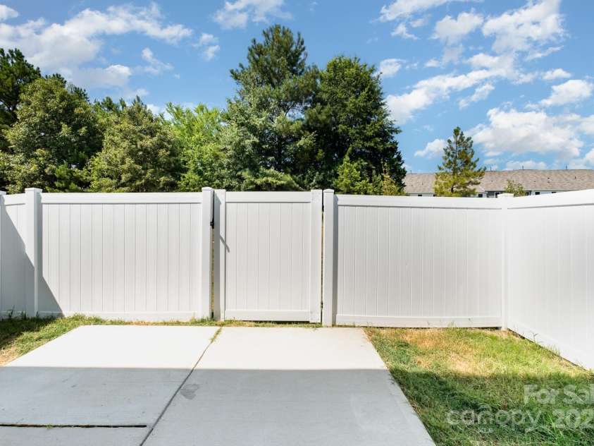 172 Briana Marie Way, Indian Trail, NC 28079.  MLS# CAR4275278, YatesRealty ID 25316. 