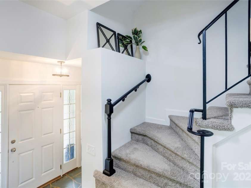 303 Odell Street, Kannapolis, NC 28083.  MLS# CAR4276347, YatesRealty ID 25317. 