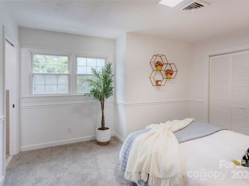 303 Odell Street, Kannapolis, NC 28083.  MLS# CAR4276347, YatesRealty ID 25317. 