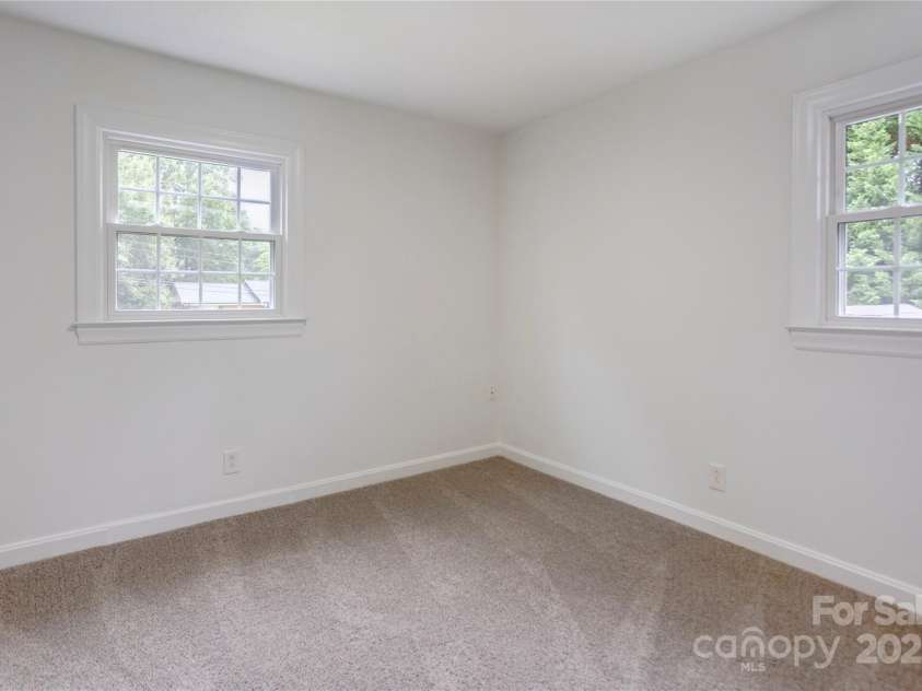 303 Odell Street, Kannapolis, NC 28083.  MLS# CAR4276347, YatesRealty ID 25317. 