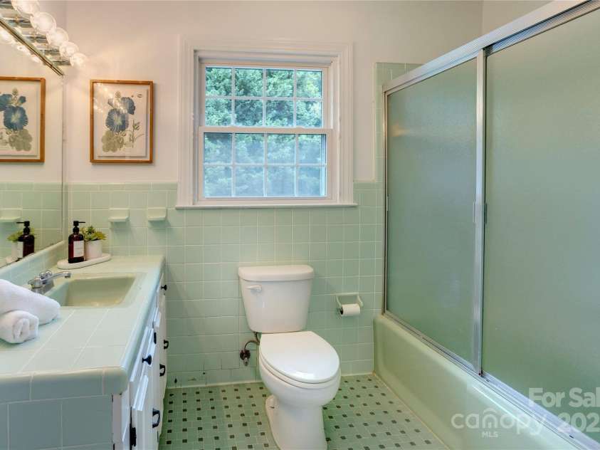 303 Odell Street, Kannapolis, NC 28083.  MLS# CAR4276347, YatesRealty ID 25317. 