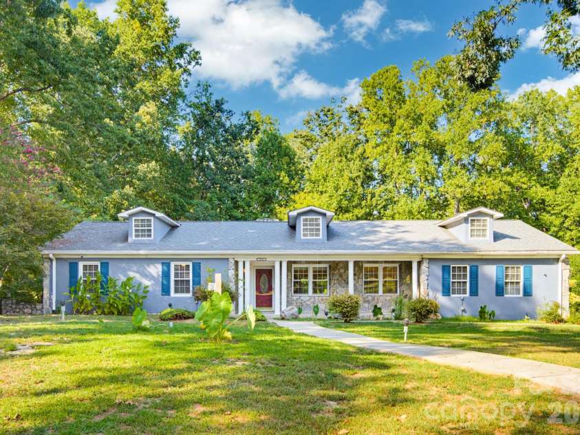 1011 Tarlton Drive, Shelby, NC 28150.  MLS# CAR4421405, YatesRealty ID 25318. 