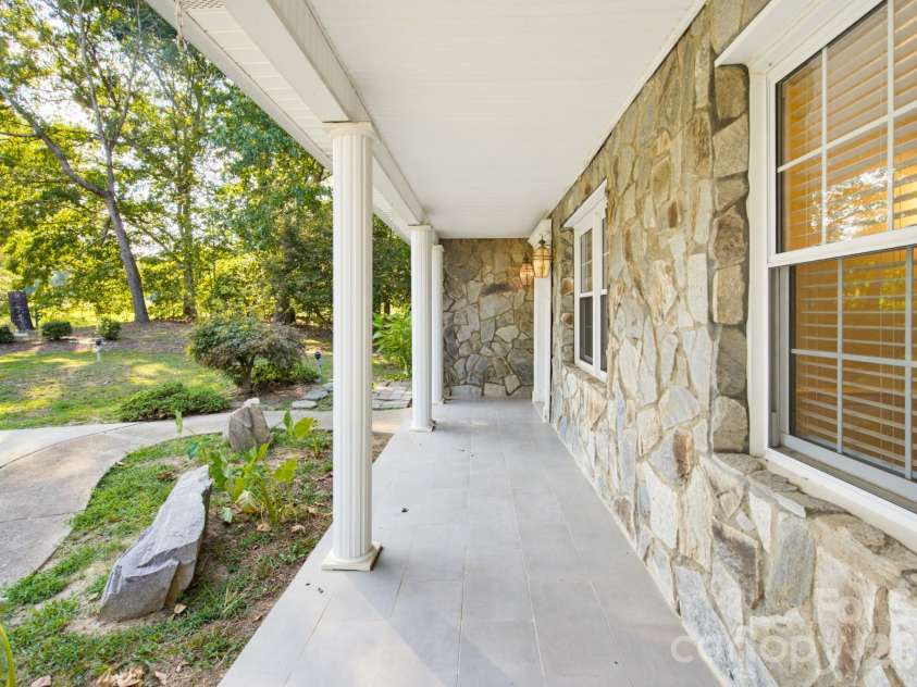1011 Tarlton Drive, Shelby, NC 28150.  MLS# CAR4421405, YatesRealty ID 25318. 