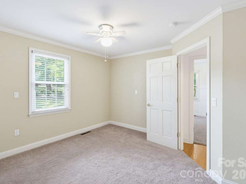 1011 Tarlton Drive, Shelby, NC 28150.  MLS# CAR4421405, YatesRealty ID 25318. 