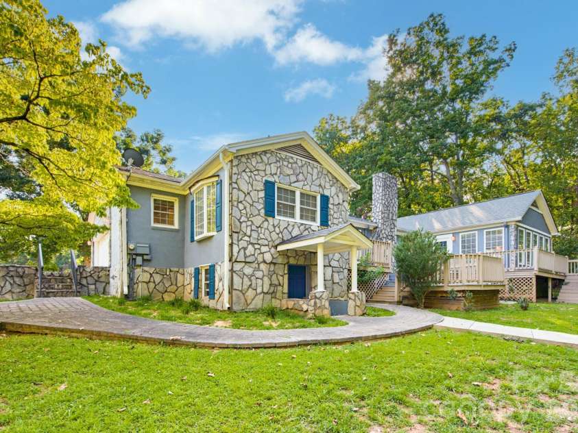 1011 Tarlton Drive, Shelby, NC 28150.  MLS# CAR4421405, YatesRealty ID 25318. 