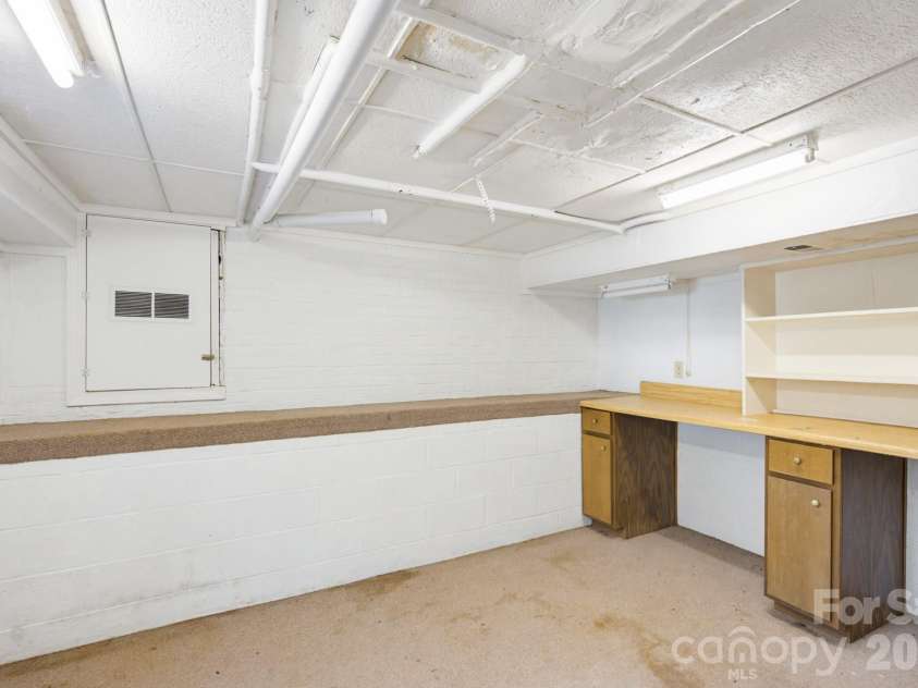 1011 Tarlton Drive, Shelby, NC 28150.  MLS# CAR4421405, YatesRealty ID 25318. 