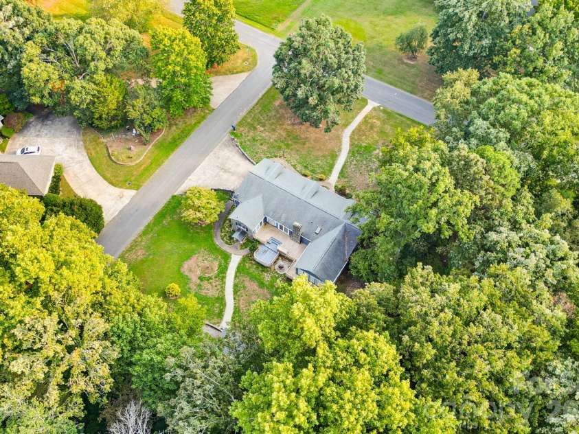 1011 Tarlton Drive, Shelby, NC 28150.  MLS# CAR4421405, YatesRealty ID 25318. 