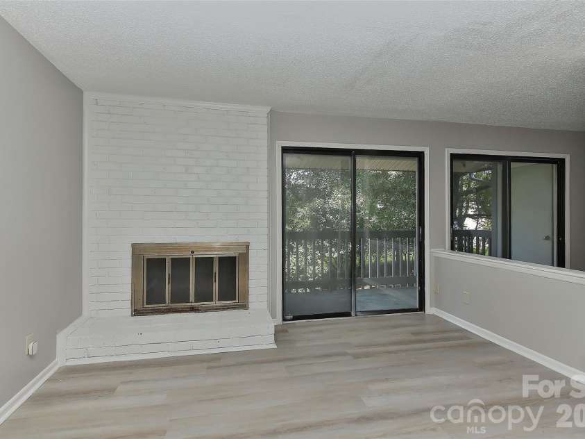 11024 Harrowfield Road, Charlotte, NC 28226.  MLS# CAR4352127, YatesRealty ID 2532. 