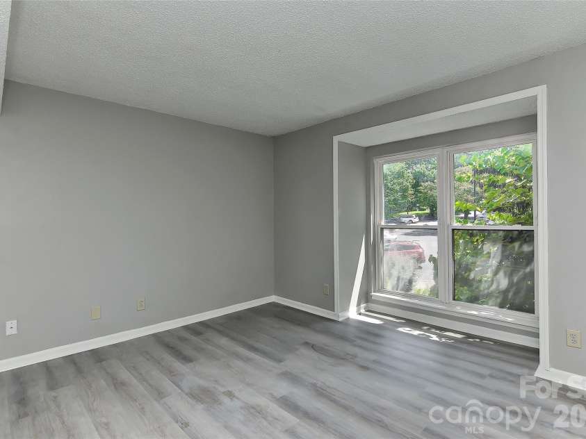 11024 Harrowfield Road, Charlotte, NC 28226.  MLS# CAR4352127, YatesRealty ID 2532. 