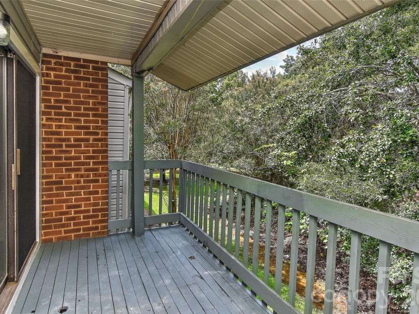 11024 Harrowfield Road, Charlotte, NC 28226.  MLS# CAR4352127, YatesRealty ID 2532. 