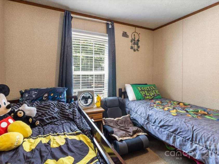 132 Bailey Mountain Road, Mars Hill, NC 28754.  MLS# CAR4288819, YatesRealty ID 2532. 