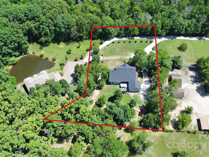 514 Bethel School Road, Clover, SC 29710.  MLS# CAR4278192, YatesRealty ID 25320. 514 Bethel School Road