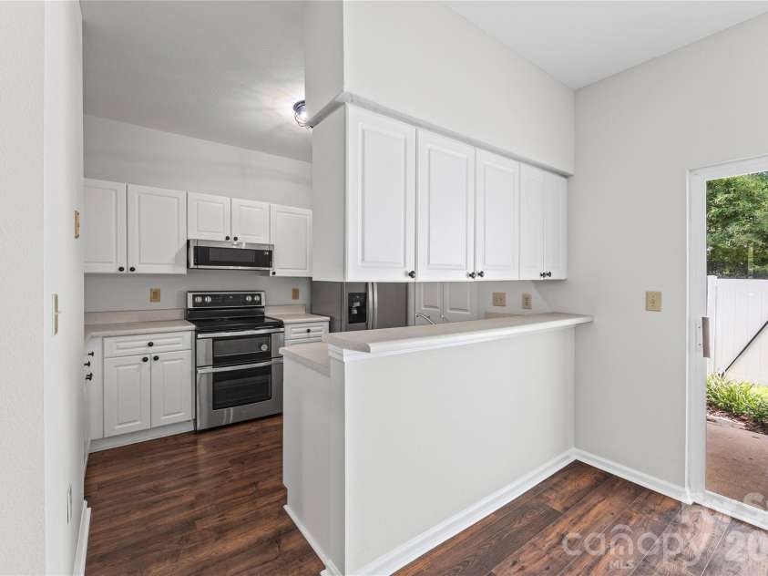 711 Stone Village Drive, Fort Mill, SC 29708.  MLS# CAR4413403, YatesRealty ID 25320. 