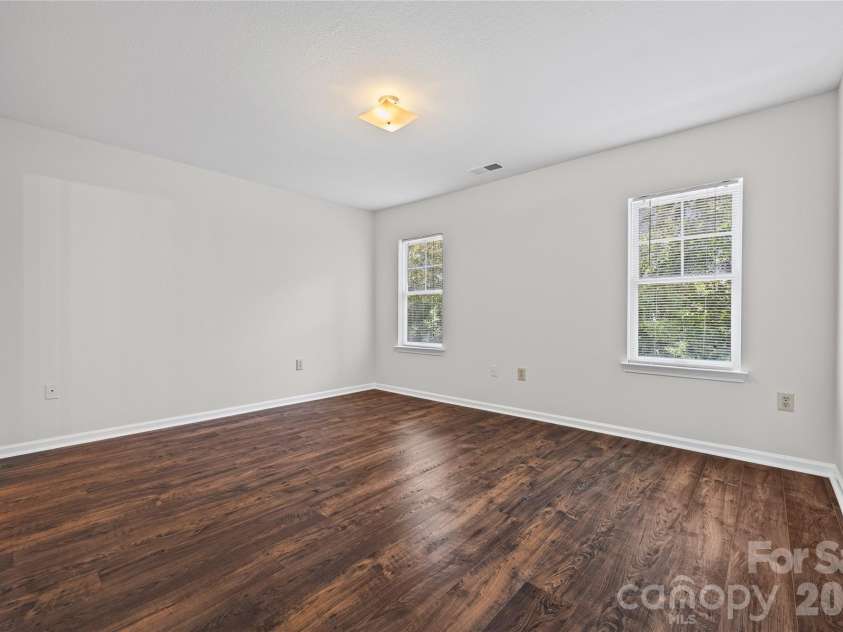711 Stone Village Drive, Fort Mill, SC 29708.  MLS# CAR4413403, YatesRealty ID 25320. 