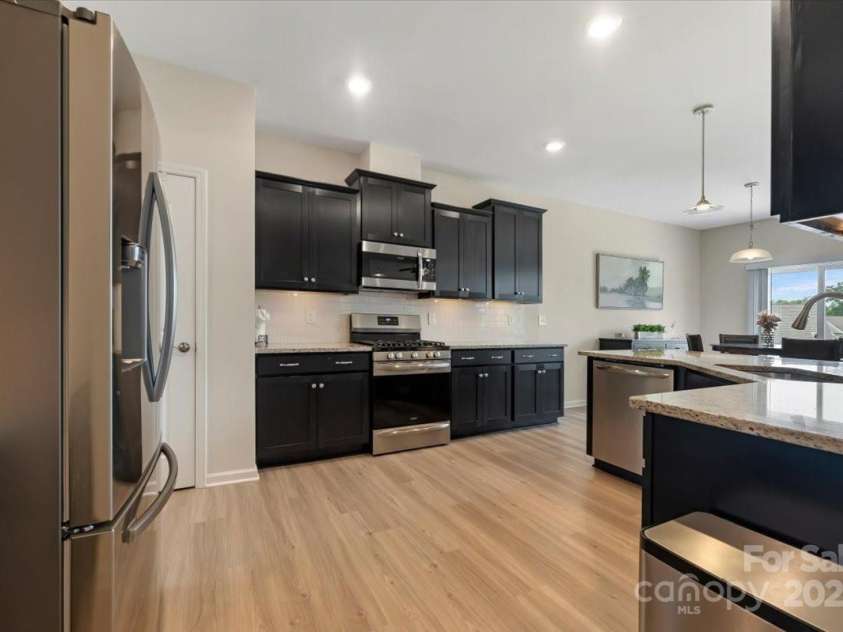 2309 Abundance Lane, Waxhaw, NC 28173.  MLS# CAR4279240, YatesRealty ID 25321. 