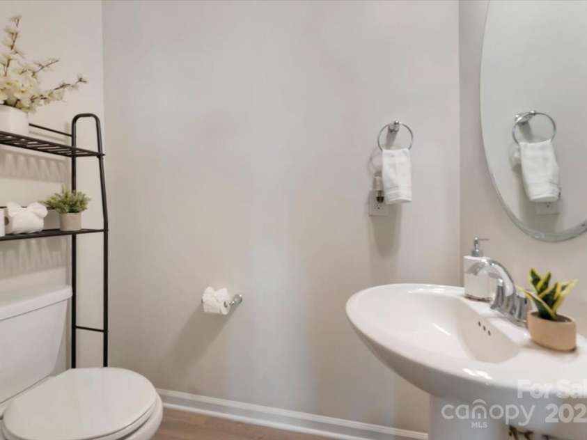 2309 Abundance Lane, Waxhaw, NC 28173.  MLS# CAR4279240, YatesRealty ID 25321. 