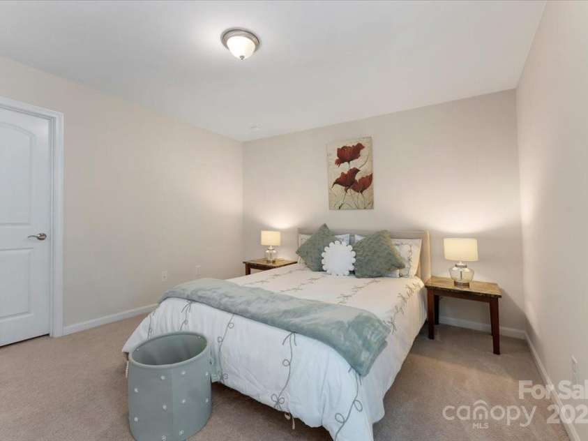 2309 Abundance Lane, Waxhaw, NC 28173.  MLS# CAR4279240, YatesRealty ID 25321. 