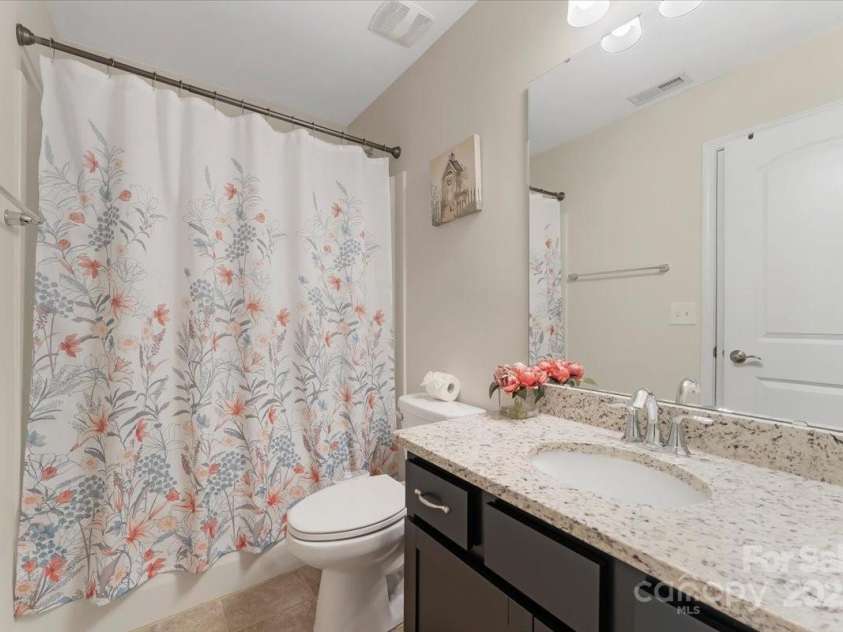 2309 Abundance Lane, Waxhaw, NC 28173.  MLS# CAR4279240, YatesRealty ID 25321. 