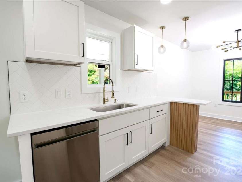 2918 Lon Street, Shelby, NC 28152.  MLS# CAR4280061, YatesRealty ID 25322. 