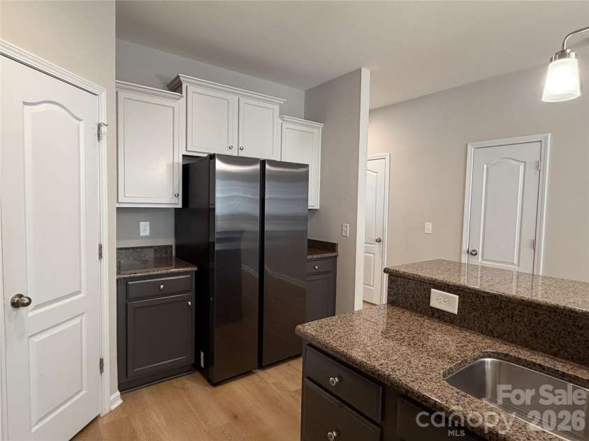 9974 Evergreen Terrace Drive, Charlotte, NC 28277.  MLS# CAR4385643, YatesRealty ID 25322. 