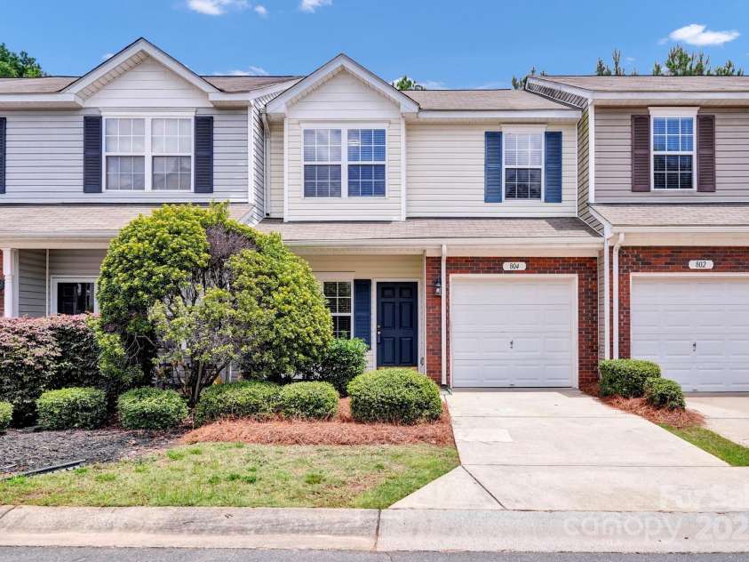 804 Eddy Drive, Fort Mill, SC 29715.  MLS# CAR4235923, YatesRealty ID 25323. 