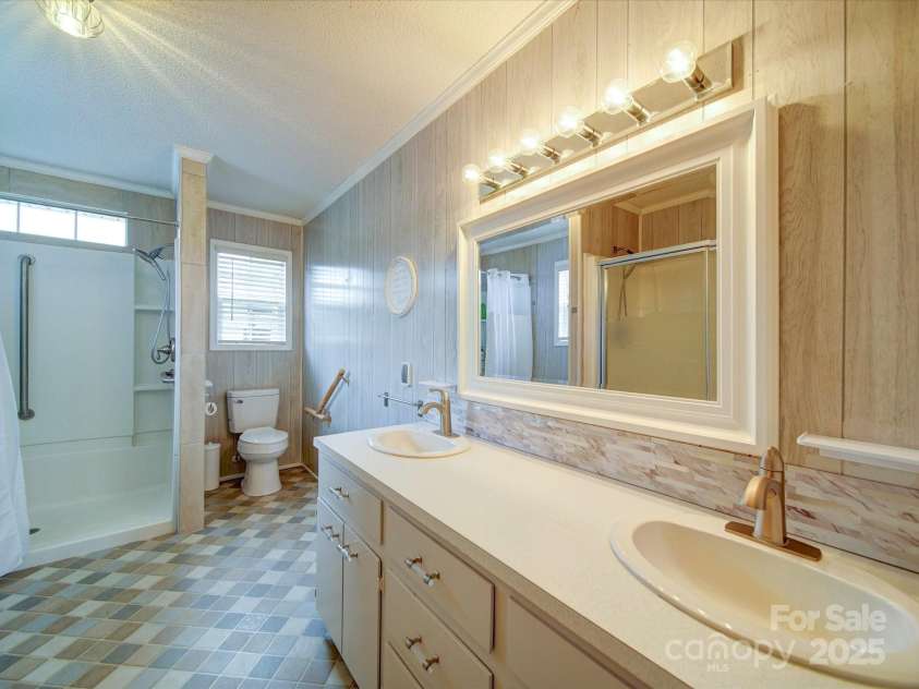 4115 Jenkins Road, Marshville, NC 28103.  MLS# CAR4325461, YatesRealty ID 25324. 