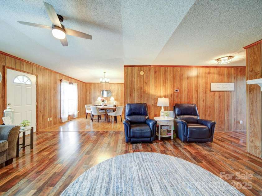 4115 Jenkins Road, Marshville, NC 28103.  MLS# CAR4325461, YatesRealty ID 25324. 