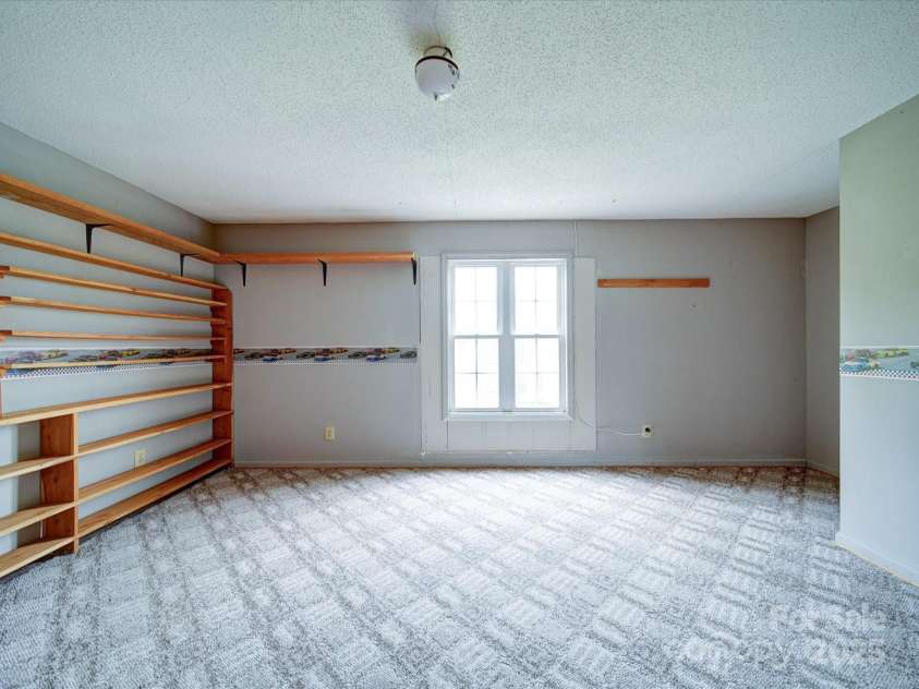 4115 Jenkins Road, Marshville, NC 28103.  MLS# CAR4325461, YatesRealty ID 25324. Barn Flex