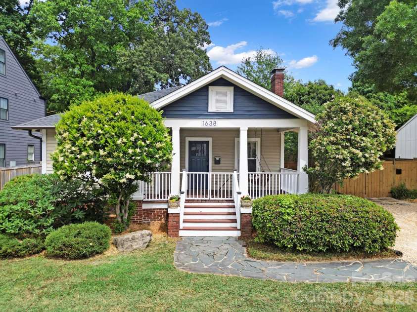1638 Longfellow Street, Charlotte, NC 28205.  MLS# CAR4341003, YatesRealty ID 25325. 