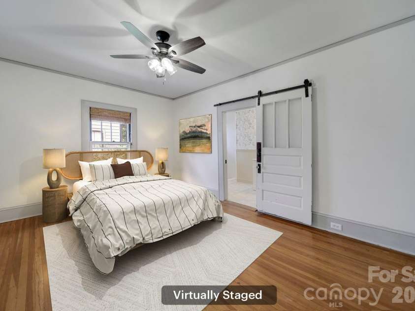 1638 Longfellow Street, Charlotte, NC 28205.  MLS# CAR4341003, YatesRealty ID 25325. 