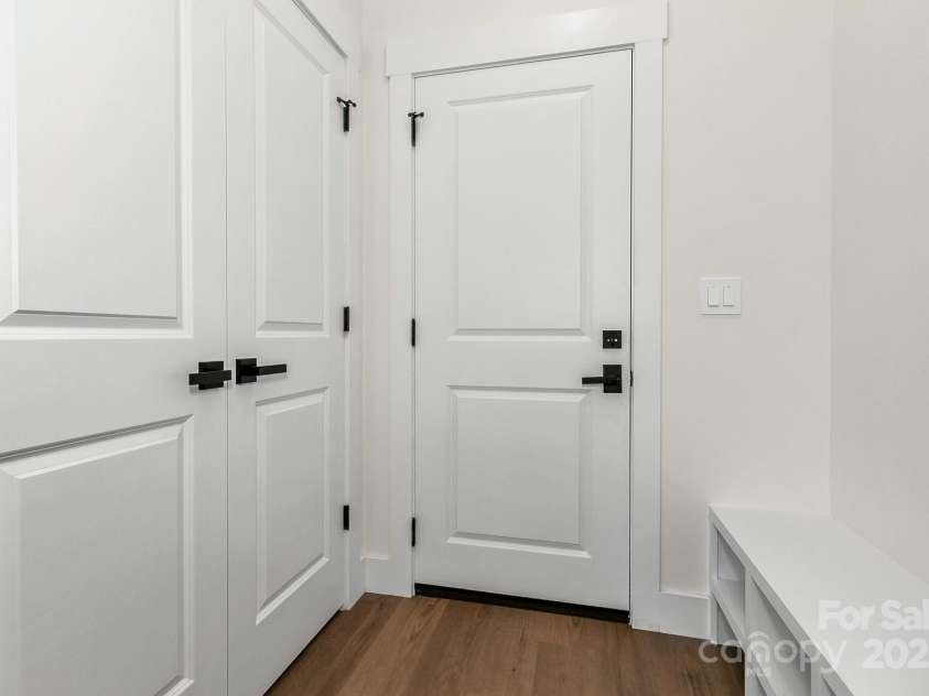 25 Scott Meadows Drive, Asheville, NC 28806.  MLS# CAR4232093, YatesRealty ID 25325. 