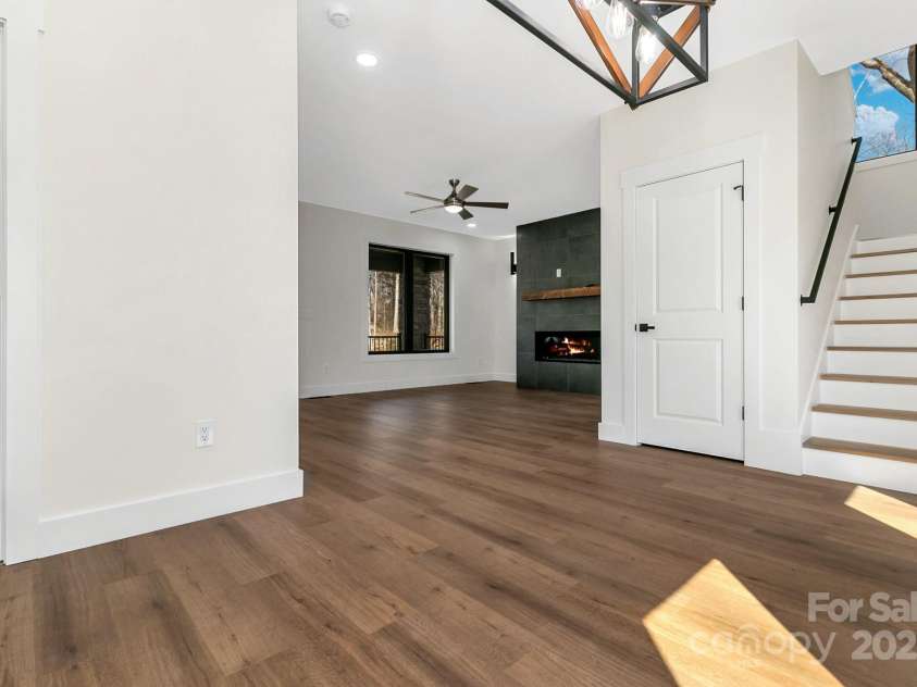 25 Scott Meadows Drive, Asheville, NC 28806.  MLS# CAR4232093, YatesRealty ID 25325. 