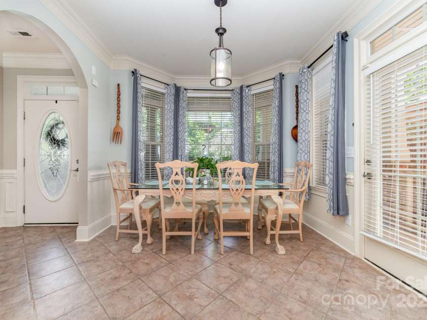 11640 Galashiels Drive, Huntersville, NC 28078.  MLS# CAR4280400, YatesRealty ID 25326. 