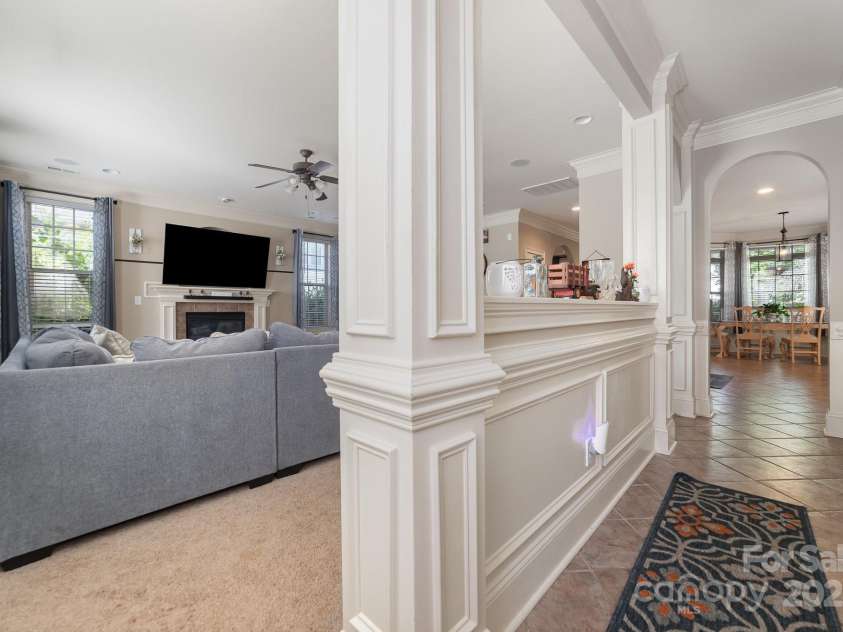 11640 Galashiels Drive, Huntersville, NC 28078.  MLS# CAR4280400, YatesRealty ID 25326. 