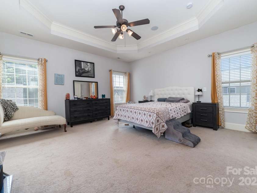 11640 Galashiels Drive, Huntersville, NC 28078.  MLS# CAR4280400, YatesRealty ID 25326. 