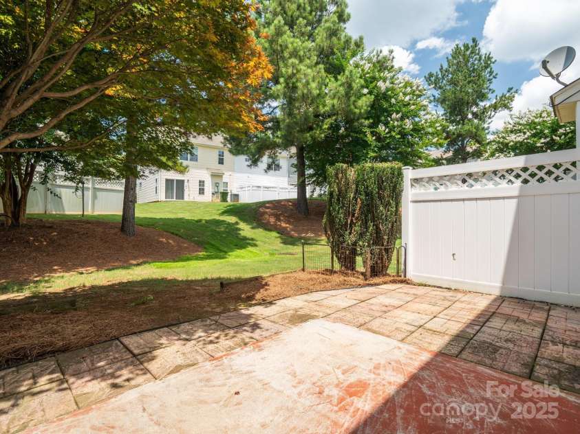 146 Rapids Road, Fort Mill, SC 29715.  MLS# CAR4269060, YatesRealty ID 25328. Cute Back Patio