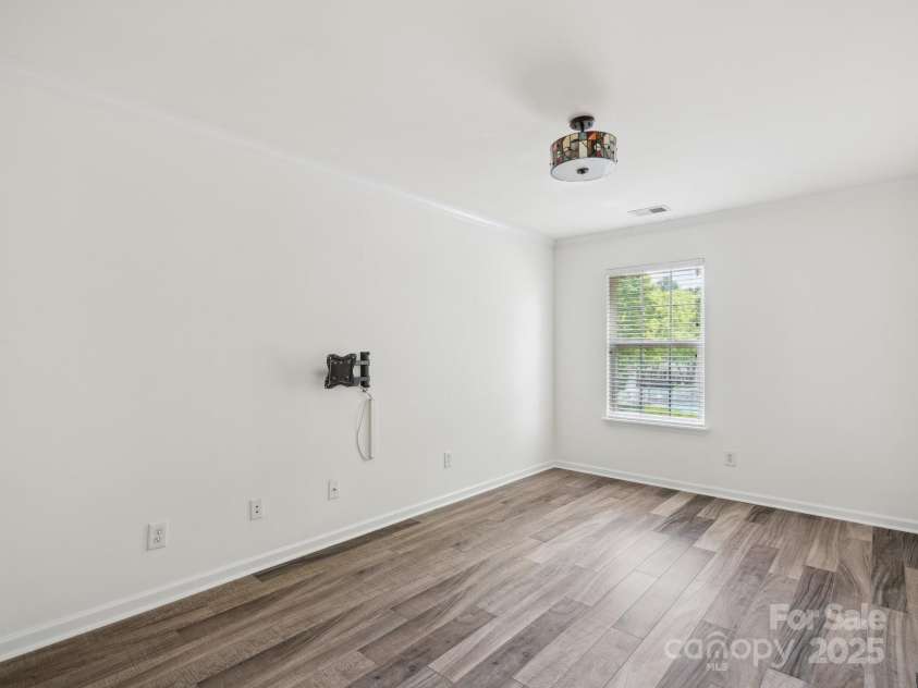 146 Rapids Road, Fort Mill, SC 29715.  MLS# CAR4269060, YatesRealty ID 25328. The loft is Bright and open.