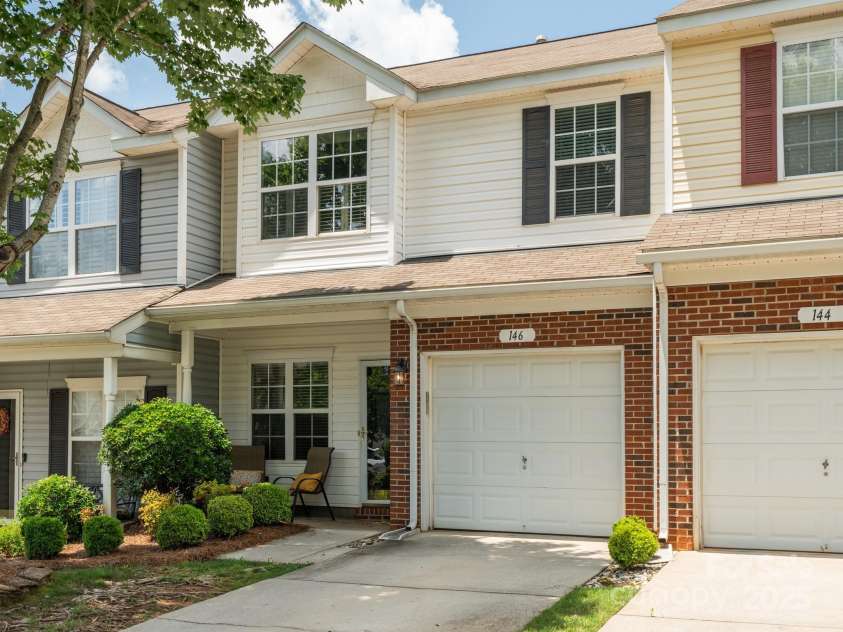 146 Rapids Road, Fort Mill, SC 29715.  MLS# CAR4269060, YatesRealty ID 25328. Welcome to the Cascades in Fort Mill, SC