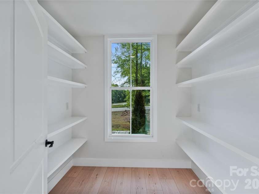 460 Riddle Mill Road, Clover, SC 29710.  MLS# CAR4378349, YatesRealty ID 25328. 