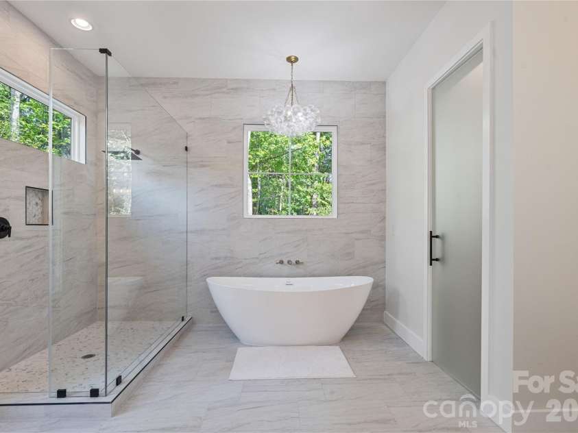 460 Riddle Mill Road, Clover, SC 29710.  MLS# CAR4378349, YatesRealty ID 25328. Primary bathroom