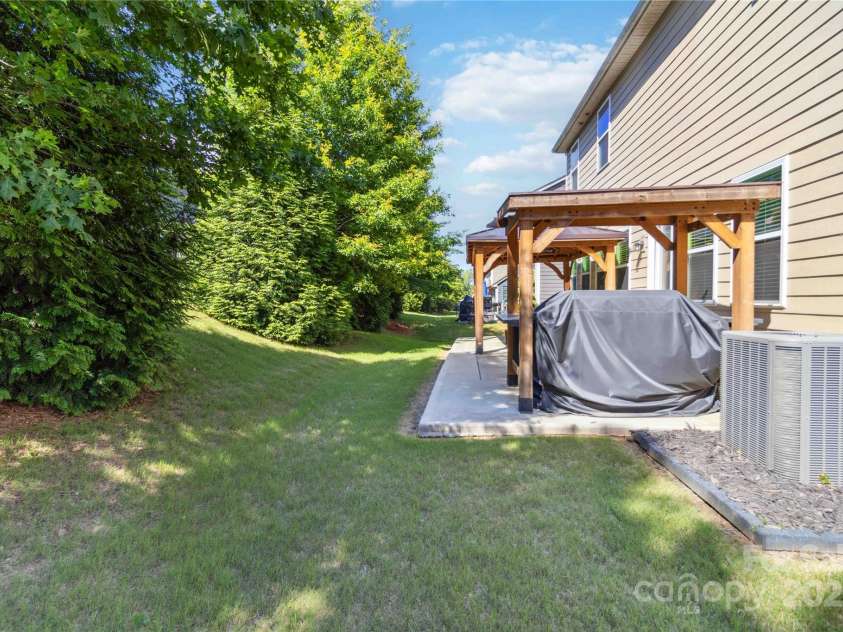 4935 Norman Park Place, Clover, SC 29710.  MLS# CAR4260413, YatesRealty ID 25329. 