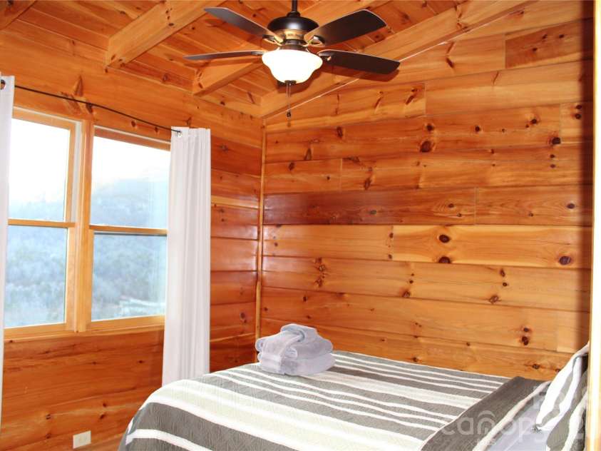 109 Overlook Point Lane, Lake Lure, NC 28746.  MLS# CAR4336925, YatesRealty ID 2533. Bonus Room