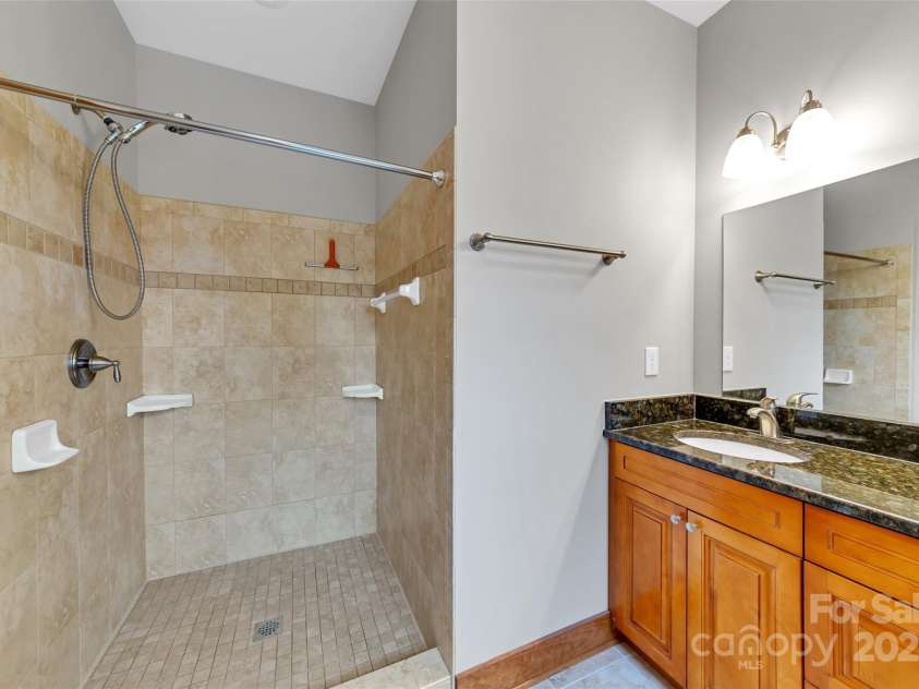 220 Rainbow Terrace, Black Mountain, NC 28711.  MLS# CAR4264765, YatesRealty ID 25330. 