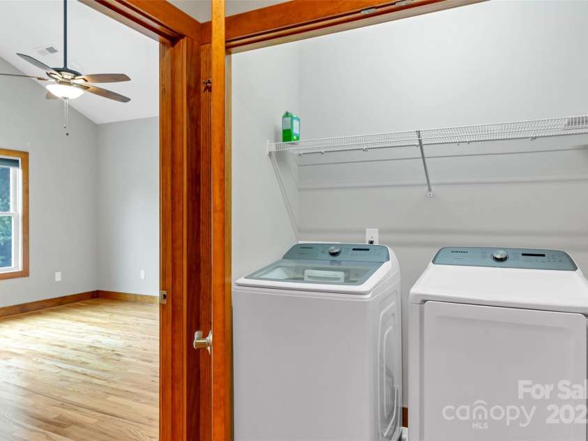 220 Rainbow Terrace, Black Mountain, NC 28711.  MLS# CAR4264765, YatesRealty ID 25330. 