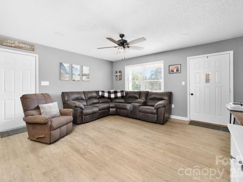 248 Jack Mckinney Road, Forest City, NC 28043.  MLS# CAR4381198, YatesRealty ID 25331. 