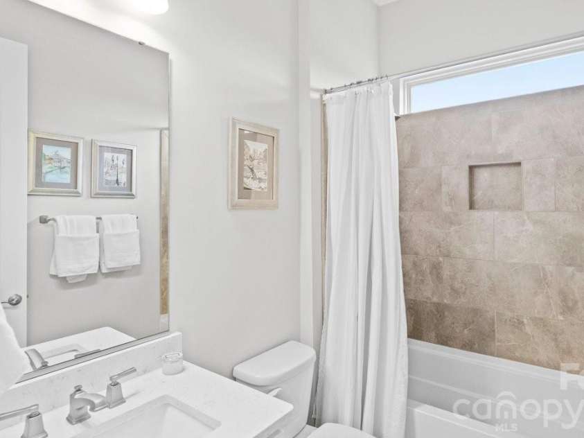 261 Stone Mountain Way, Denver, NC 28037.  MLS# CAR4398786, YatesRealty ID 25334. 