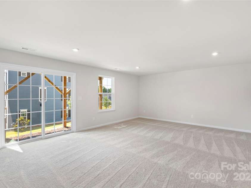 408 Moondance Drive, Gastonia, NC 28054.  MLS# CAR4241126, YatesRealty ID 25334. 