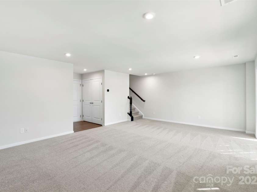 408 Moondance Drive, Gastonia, NC 28054.  MLS# CAR4241126, YatesRealty ID 25334. 